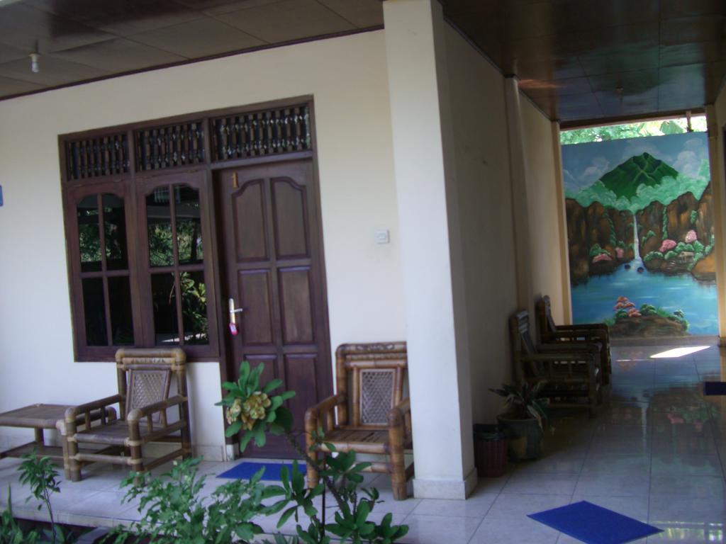 Matahari Tulamben Guesthouse Экстерьер фото